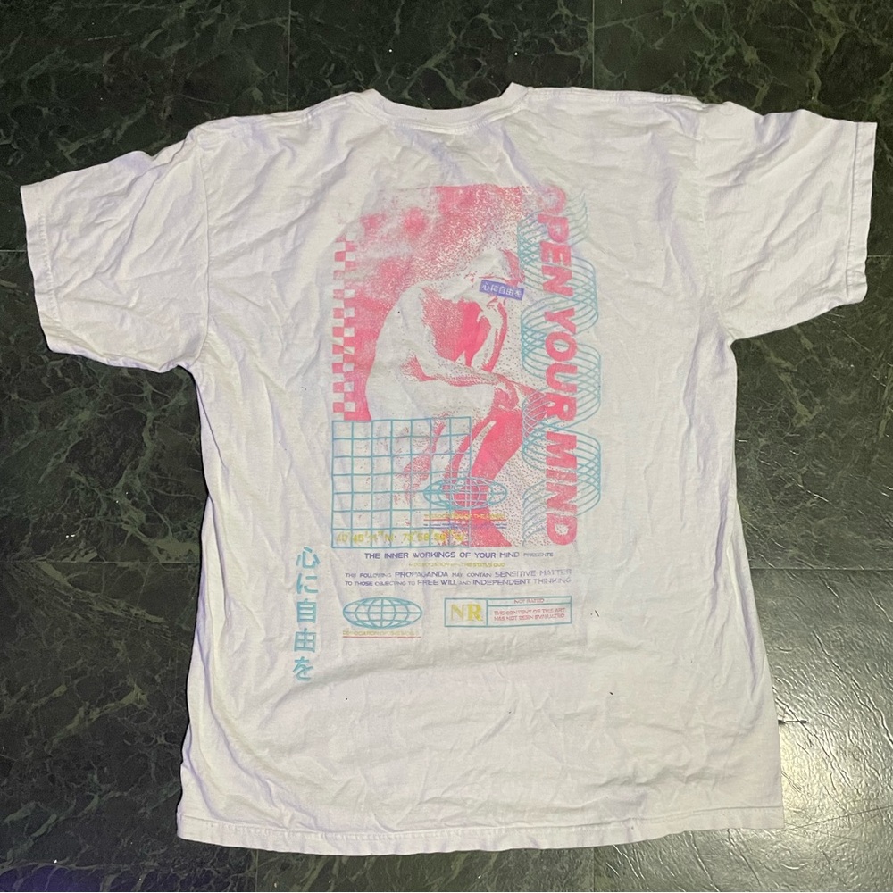 100% Cotten graphic tee